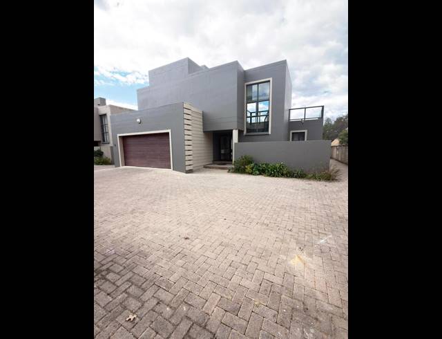 3 BEDROOM PROPERTY TO RENT IN MEYERTON CENTRAL